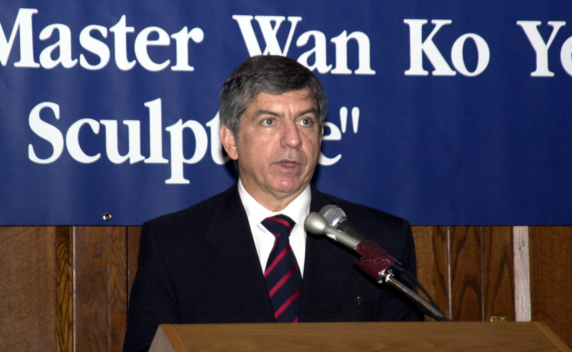 美洲国家组织举办义云高大师韵雕作品展 义云高 弘扬正法