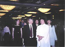 美洲国家组织邀请美参众议员 观赏义云高韵雕作品 义云高 弘扬正法