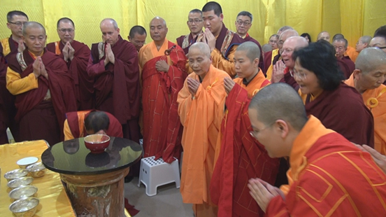  义云高 弘扬正法