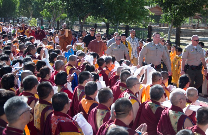 祂的本质就是这样 义云高 弘扬正法