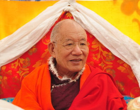 第四世多智钦土登成利华桑波大法王 义云高 弘扬正法