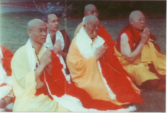  义云高 弘扬正法