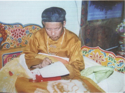  义云高 弘扬正法