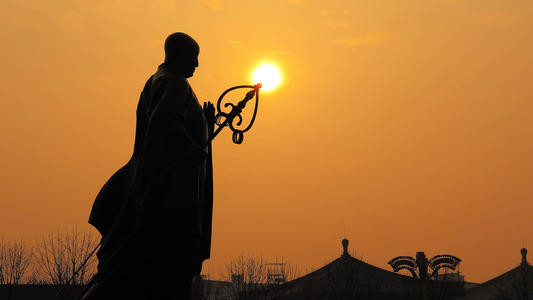  义云高 弘扬正法